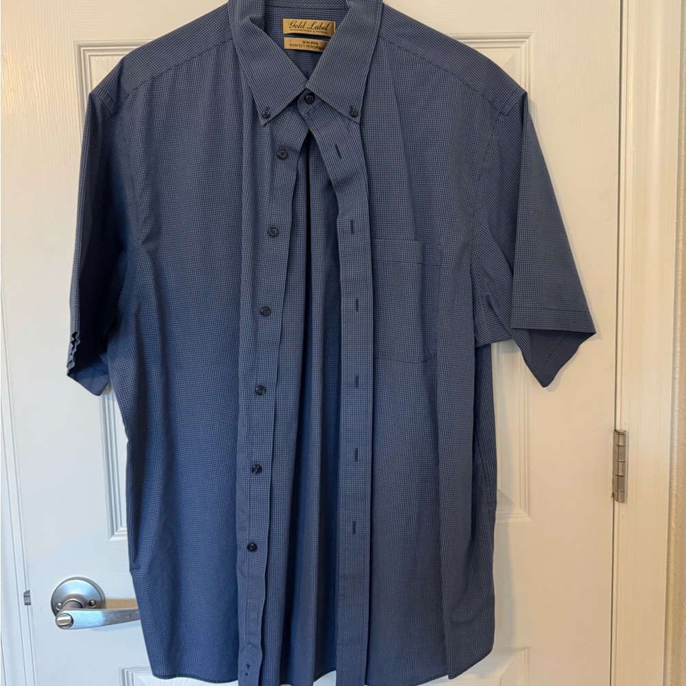 Gold Label Roundtree & Yorke Men’s XL Casual Button Down Shirt in Navy